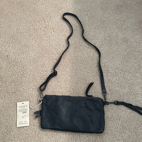 new IT HIPPIE purse - Picture 2 of 4